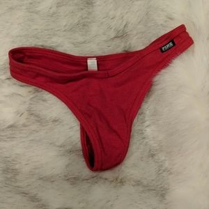 NWOT VS PINK red thong XS